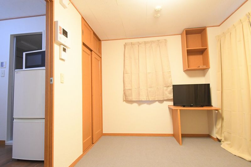 レオパレス池袋ウエスト 居間