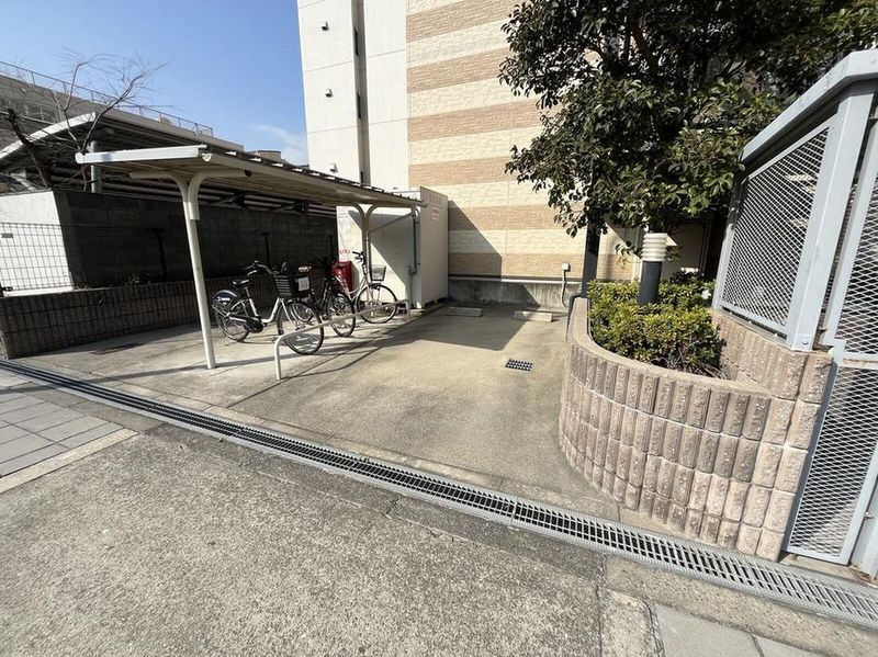 leopalace Harukoma Mansion 주차장