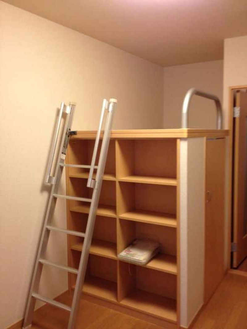 レオパレスセイント東砂 居間