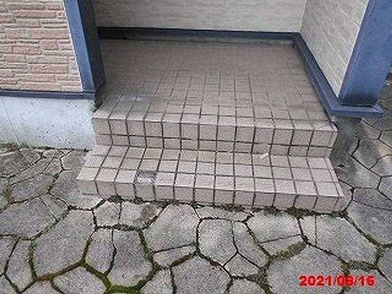 レオパレスグランビューⅡ エントランス