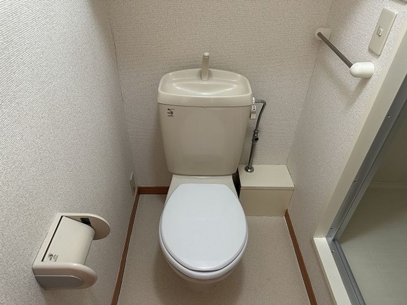 レオパレスディアコート トイレ