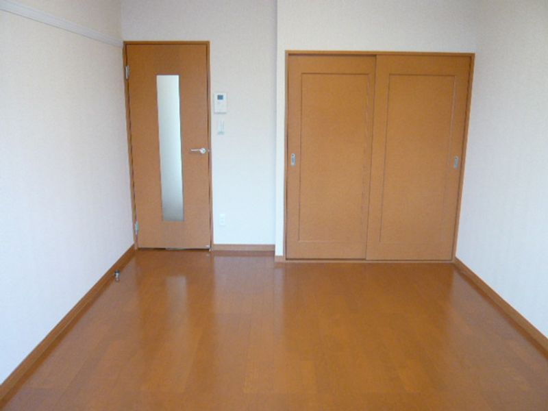 レオパレスシャルマン 居間