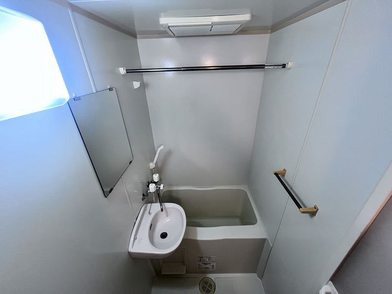 レオパレスアンソレイユ 風呂