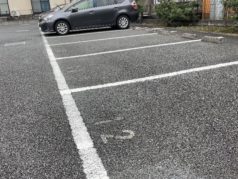 レオパレスマルベリーランチＢ 駐車場