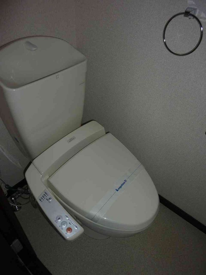 レオネクストタウンコート石塚 トイレ