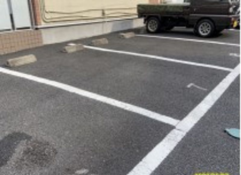 レオパレスチェリーブロッサム 駐車場