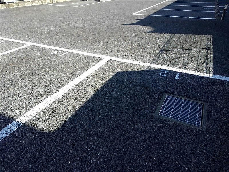 レオパレスサンライズヒル 駐車場