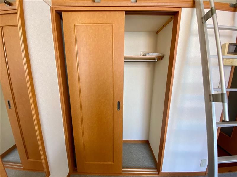 レオパレスサンライズ 収納