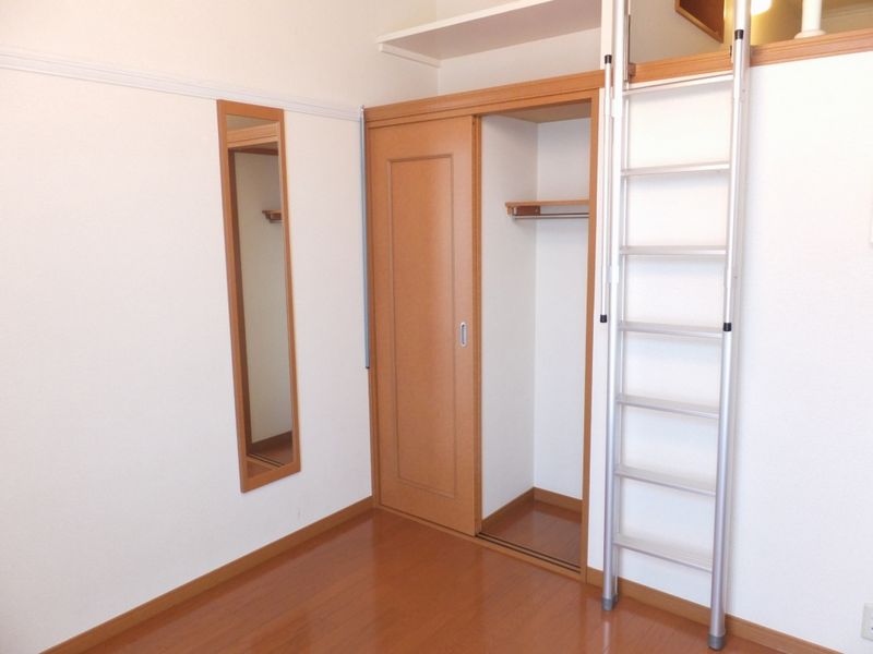 レオパレス北原 収納