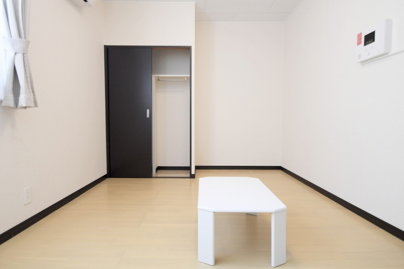 レオネクストサンライズ元町 居間