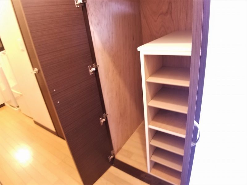 レオネクストパシフィックメゾン 玄関
