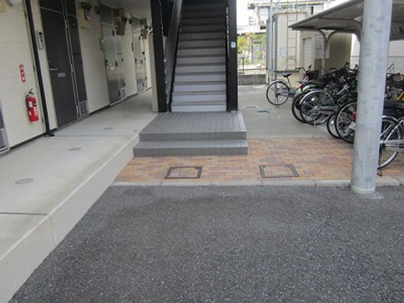 レオパレスピュール 共用部分