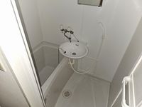 レオパレスとちの木 風呂