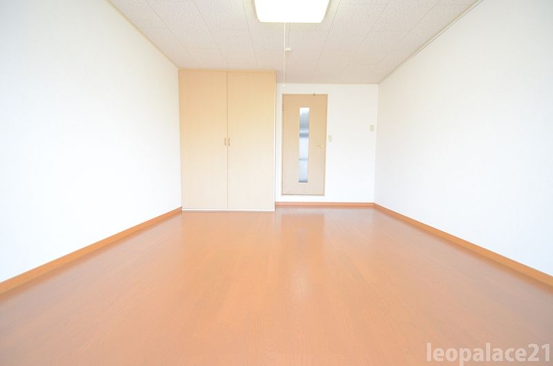 レオパレスＳｔ．Ｌｅａｆ１号館 居間