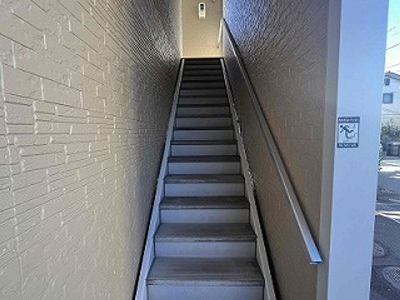 レオパレスレイ 共用部分
