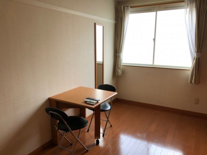 レオパレストータスⅢ 居間