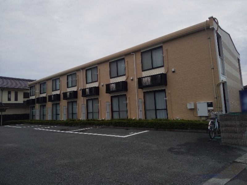 レオパレスＨＥＡＶＥＮ 外観