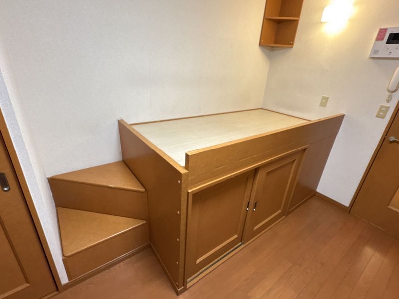レオパレスラポール その他