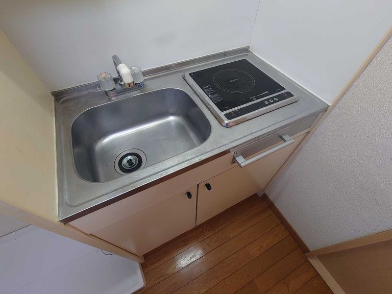 レオパレスビクトル キッチン