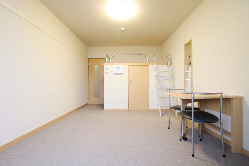 レオパレスアイエス 居間