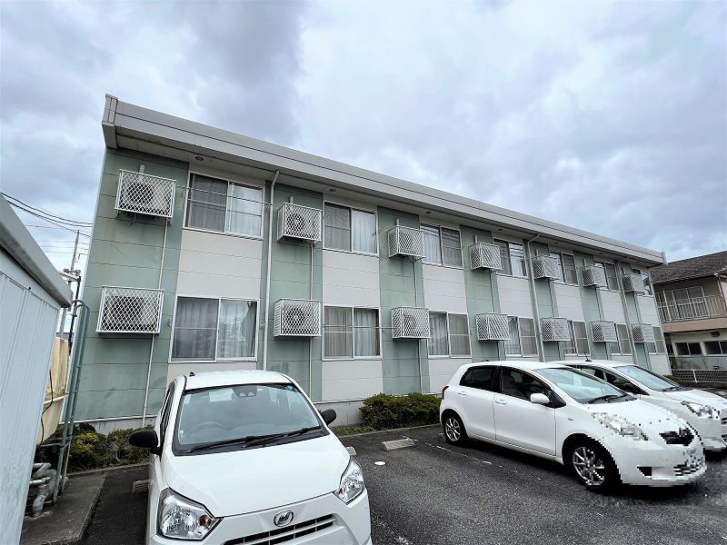レオパレスセントラル米子 駐車場