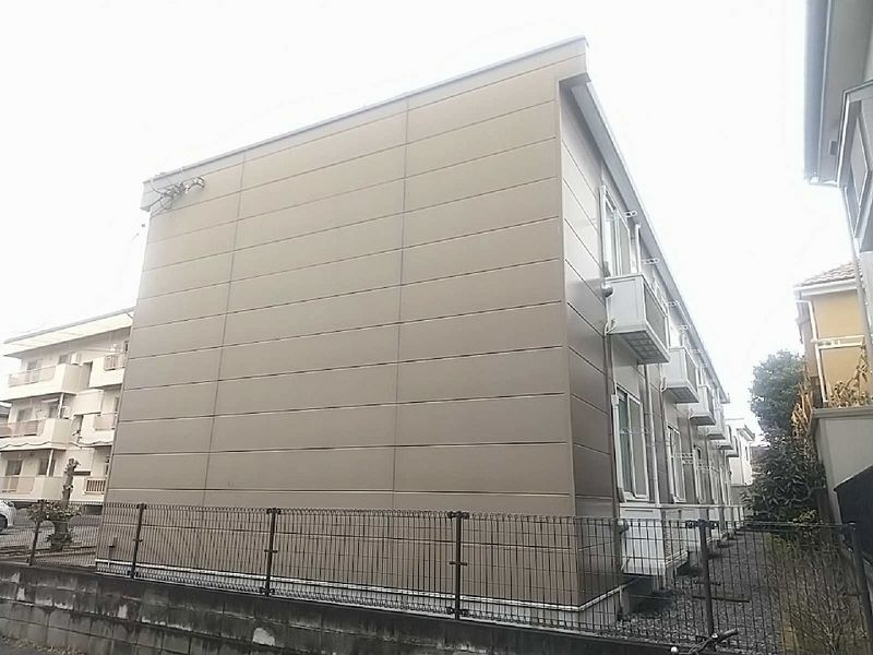 レオパレスサイカチ 外観