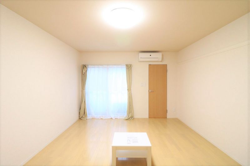 CLEINO SAGA Living room