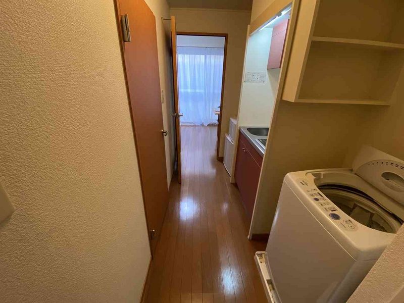レオパレスつきぞえまち 玄関