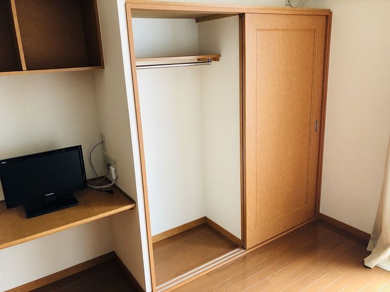 レオパレスフォルテ 収納