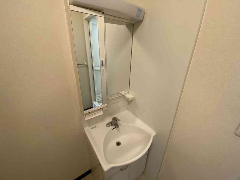 LEONEXT Arao Bồn rửa mặt