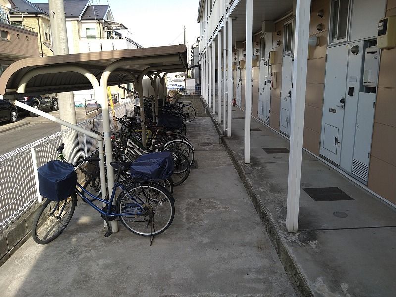 レオパレス綱島西 共用部分