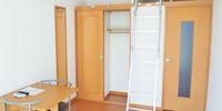 レオパレスプレジール 居間