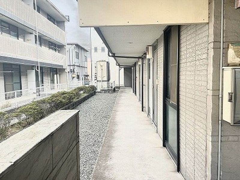 レオパレス宮田第３ 玄関