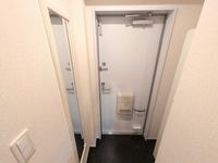 クレイノエスポワール中央 玄関