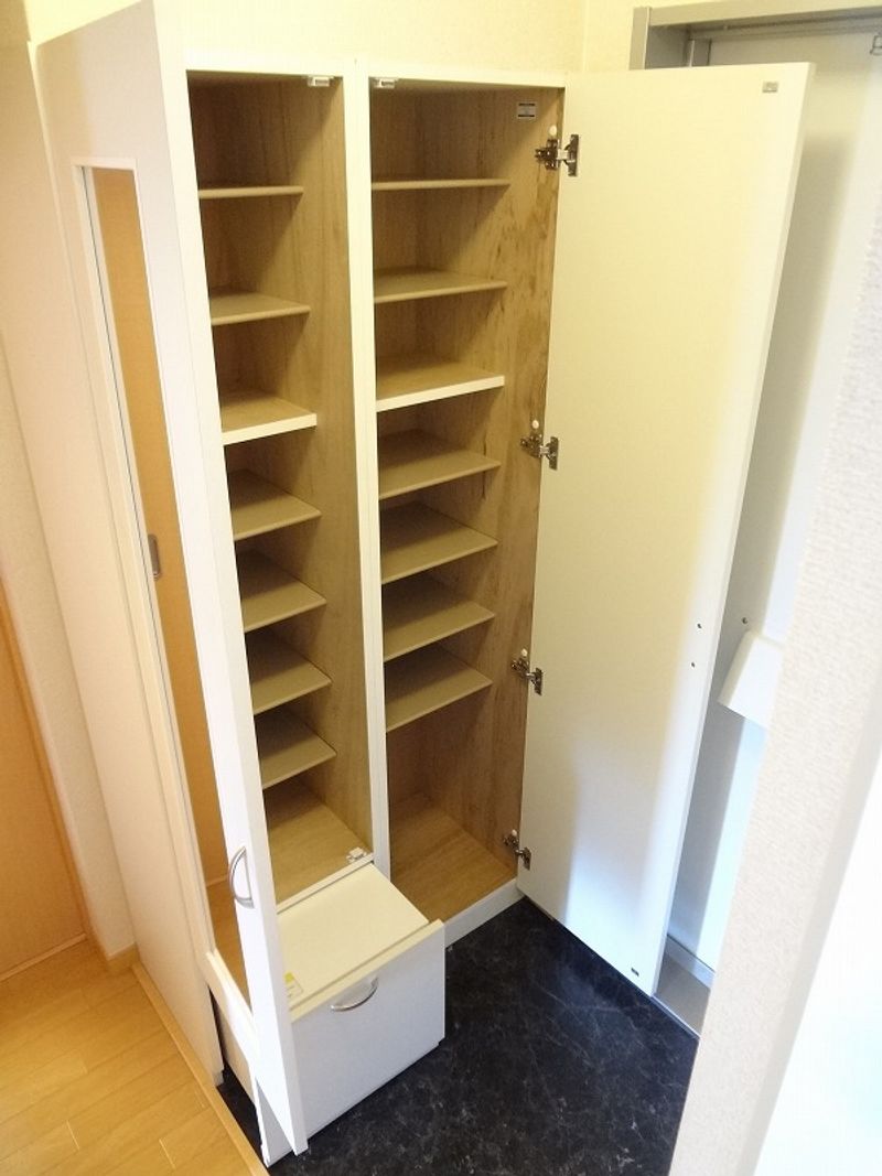 レオパレスバンビーノ花輪 収納