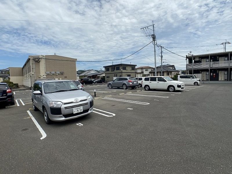 ミランダＵＮＯ 駐車場