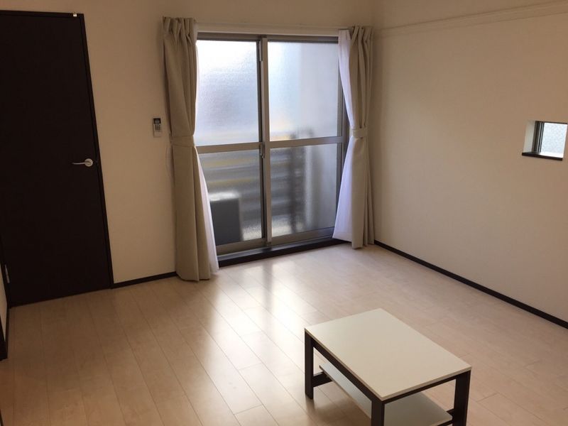 クレイノショコラーデ 居間