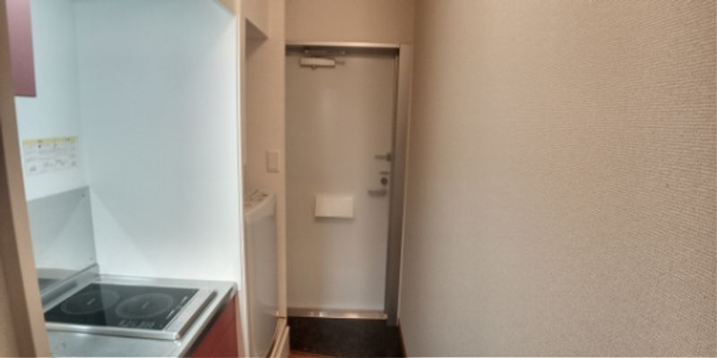 レオパレス木屋瀬 玄関