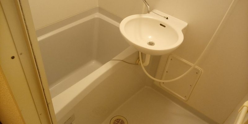レオパレスアドリア館 風呂
