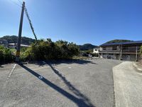 クレイノファレノプシス 駐車場