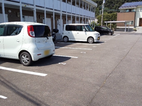 leopalace apple 주차장