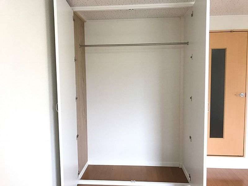 レオパレスリブェール 収納