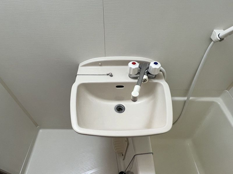 レオパレスデュオコート 洗面台
