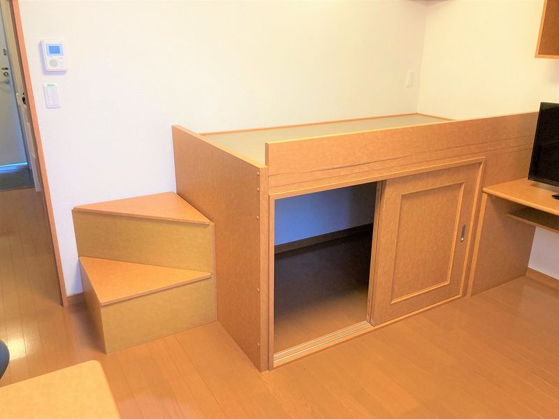 レオパレス龍ノ口 収納
