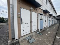 レオパレス北中江 その他