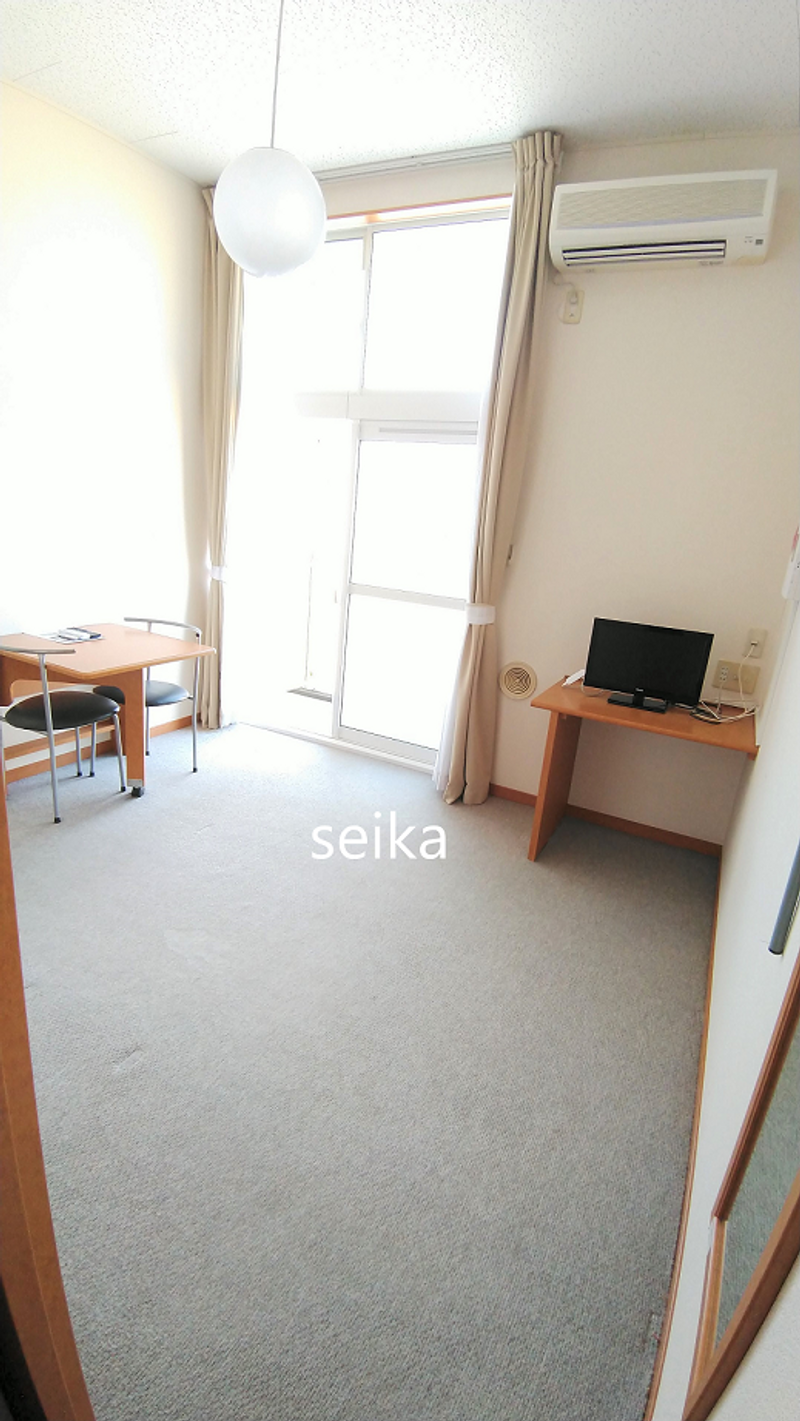 レオパレス４３８ 居間