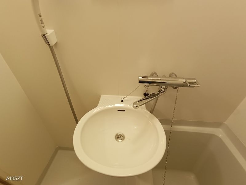 レオパレスフローリッシュ 洗面台