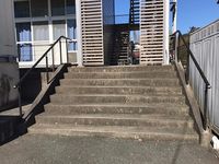 レオパレス神田 エントランス
