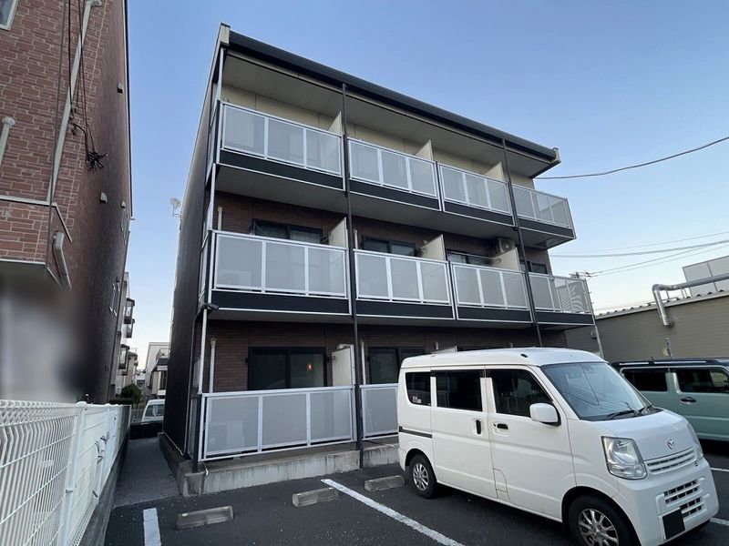レオパレスアムール大宮Ⅱ 外観