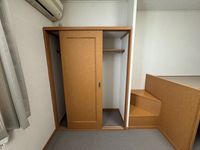 レオパレス北中江 収納